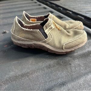 Cushe Youth Children's Unisex Slipper Slip On Canvas Sand Size‎ 4